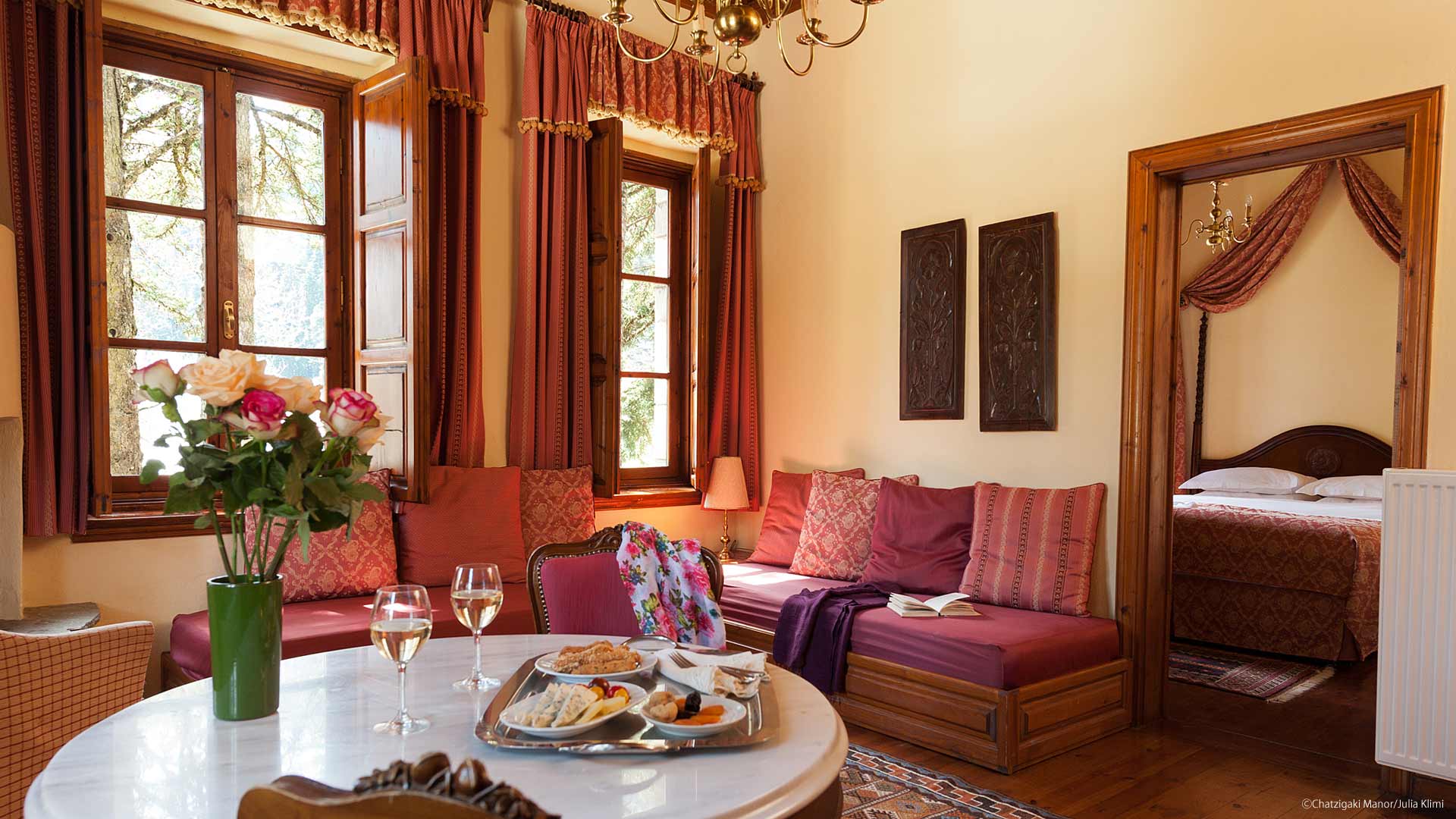 Manor Suite Manor Suite στο ξενοδοχείο Αρχοντικό Χατζηγάκη στο Περτούλι
