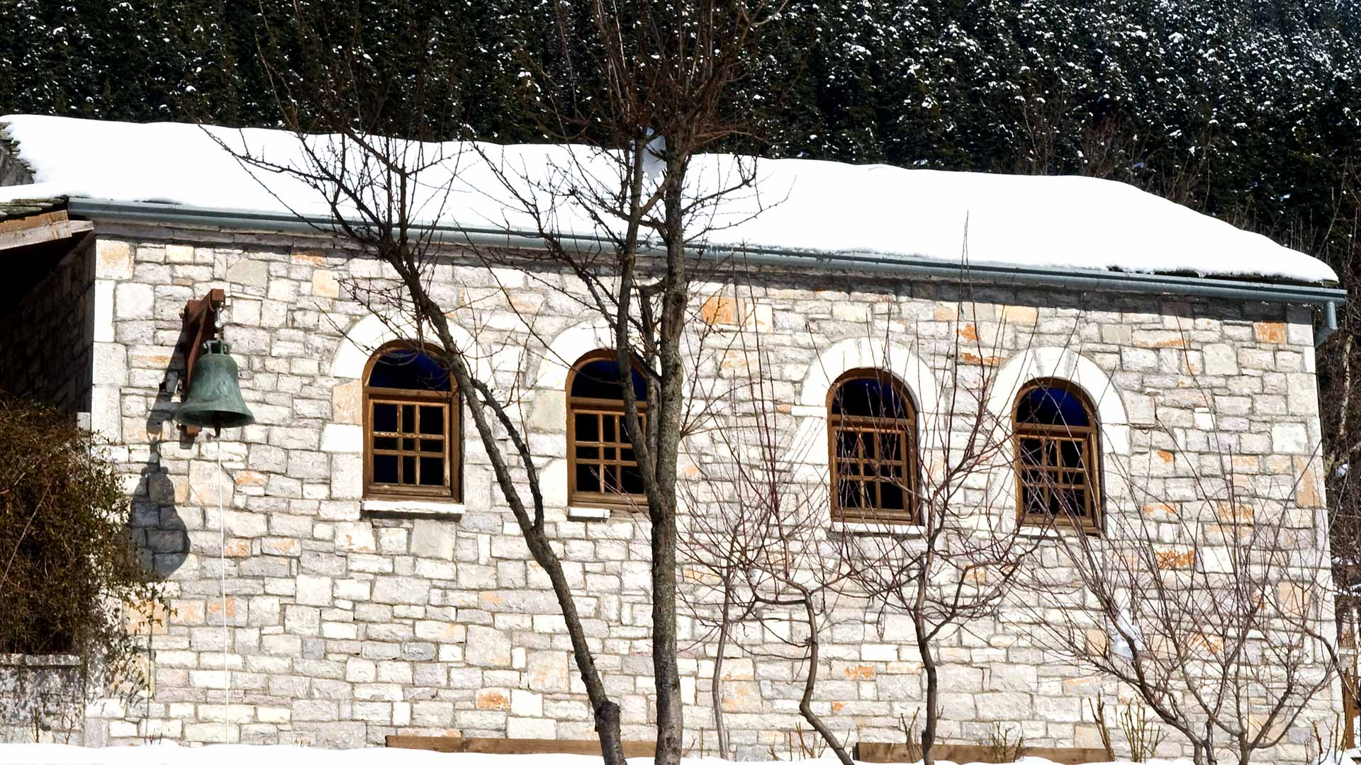 Η εκκλησία στο κτήμα του ξενοδοχείο Αρχοντικό Χατζηγάκη Εκκλησία στο κτήμα του ξενδοχείου