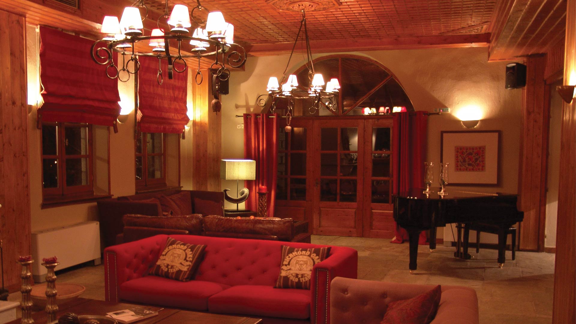 Το καθιστικό του Cafe Marossa στο Περτούλι